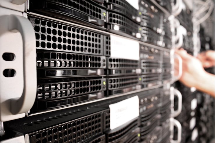 server-g726e0fbce_1920-Mar-26-2025-03-00-17-8545-PM